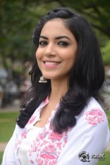 Ritu Varma at Pelli Choopulu Movie Press Meet